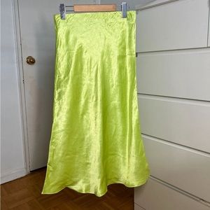 ARITZIA GREEN SATIN SLIP MIDI SKIRT